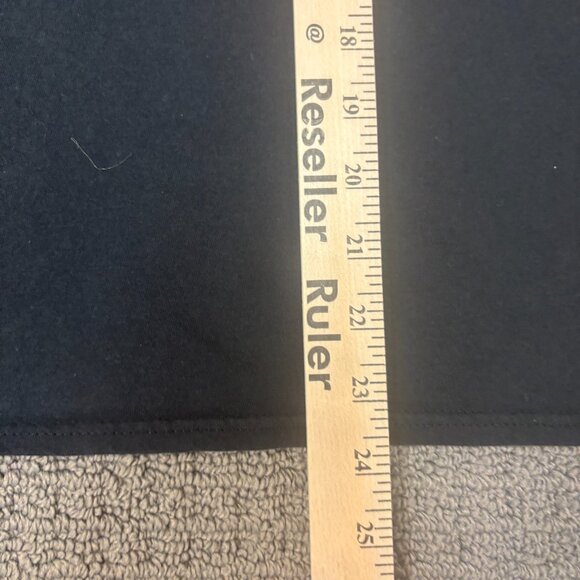 Stranger Things Hellfire Club Shirt Small Fitted Crewneck Graphic Print Worn Tee - Picture 5 of 9